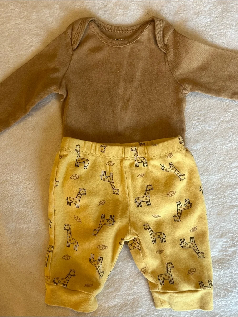 Old Navy Brown Long-Sleeve Top with Yellow Giraffe Print Pants